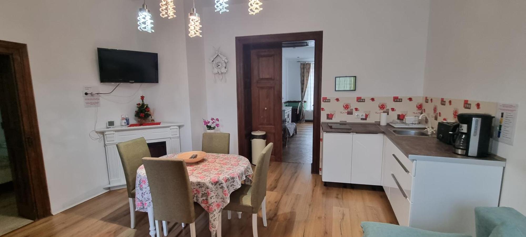 Luxury Central Apartment In Sibiu Exterior foto